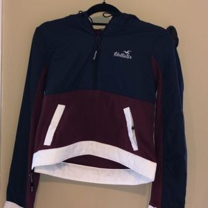 Hollister jacket size small, never worn.